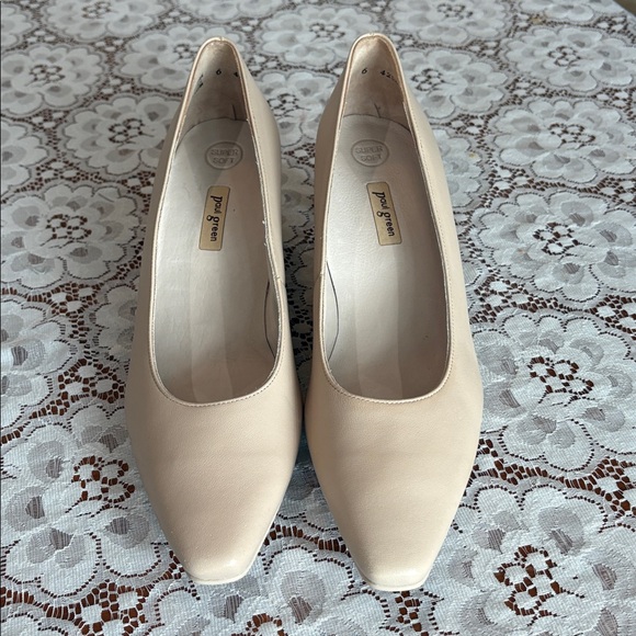 Paul Green Shoes - Paul Green Nadine Pump kitten heel in nude soft Napa Sz UK6/US8.5